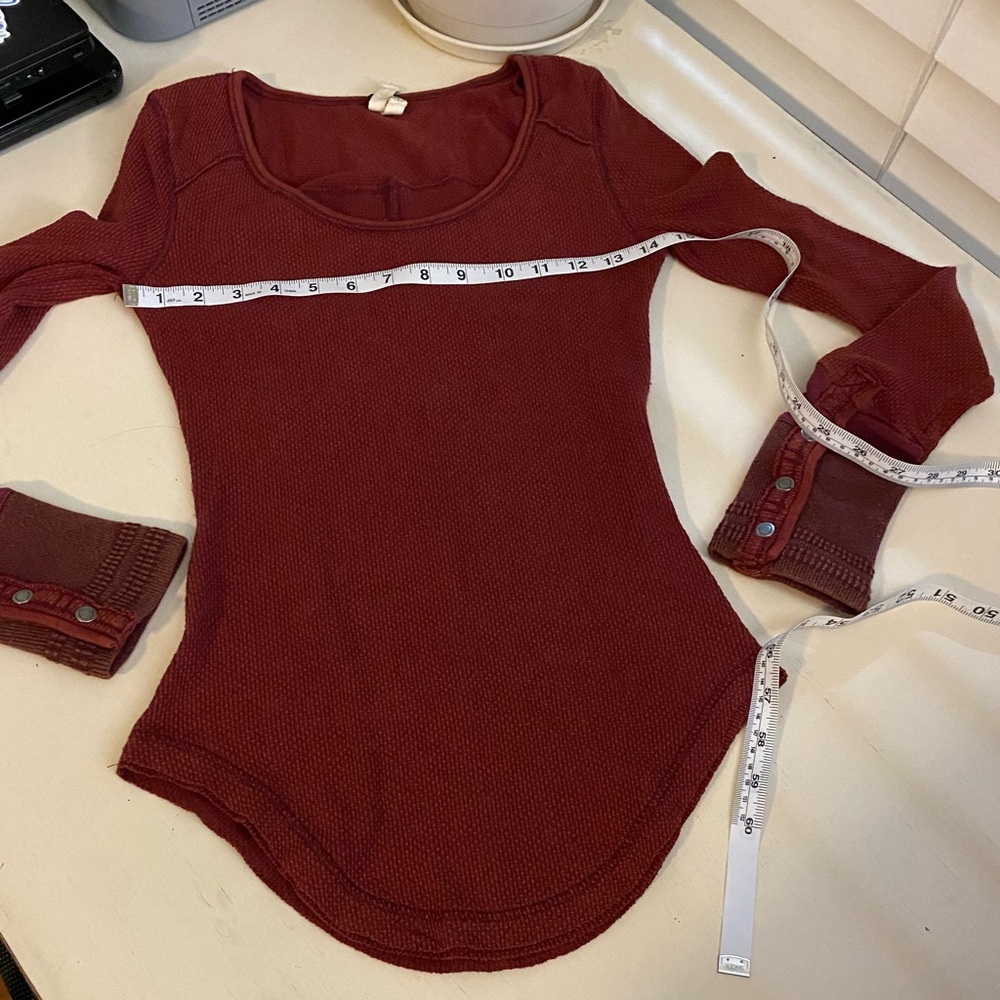 Free People Long Sleeve Sunnie Valley Cuff Thermal Maroon Size S - Picture 11 of 12